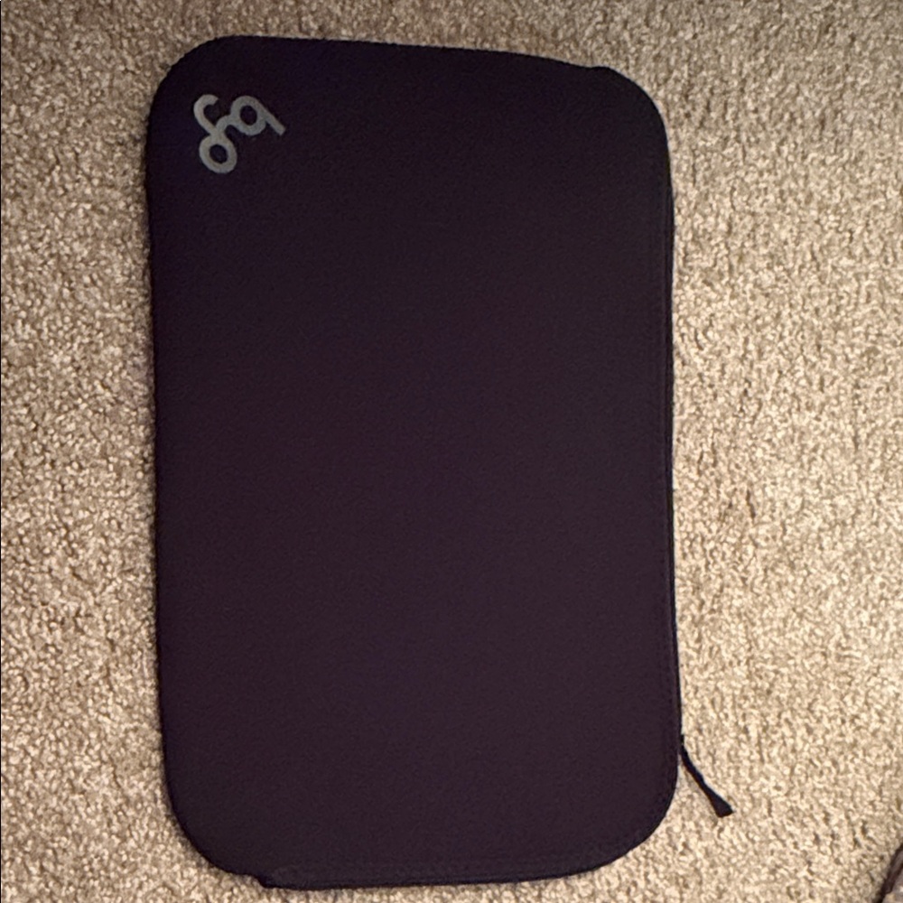 Sleek Black Neoprene Zippered Tablet Sleeve